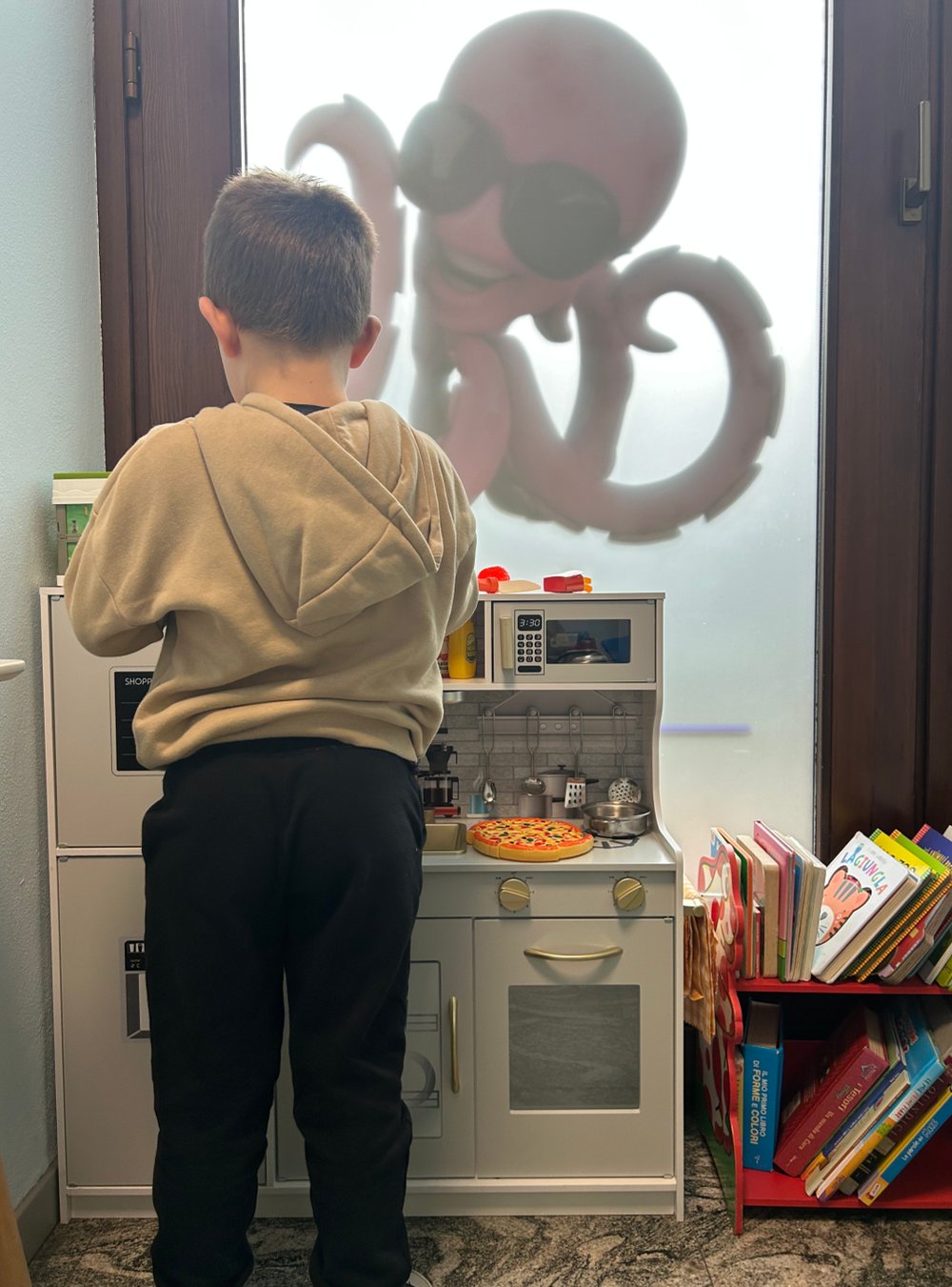Bambino durante una sessione nello studio